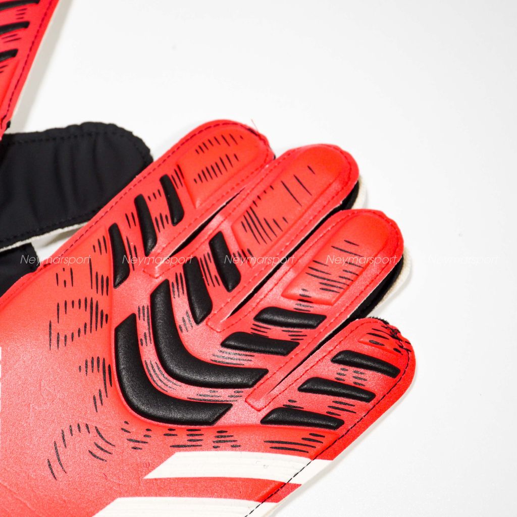 Găng tay thủ môn adidas Goalkeeper Gloves Predator Training Pure Victory - Black/ Lucid Red/ Black JH3805