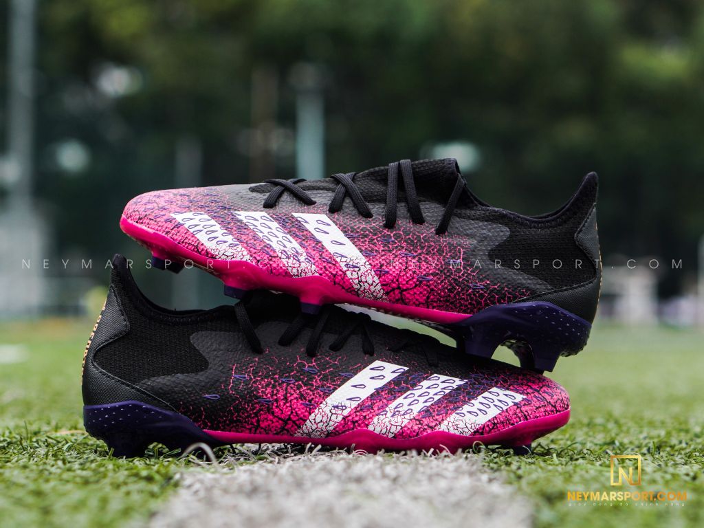 adidas Predator Freak .3 Low FG/AG Superspectral - Core Black/Footwear White/Shock Pink