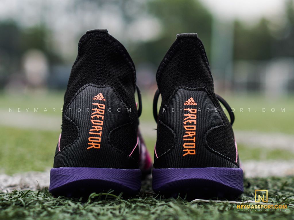 Giày đá bóng adidas Predator Freak .3 TF Superspectral - Core Black/Footwear White/Shock Pink Kids FW7533