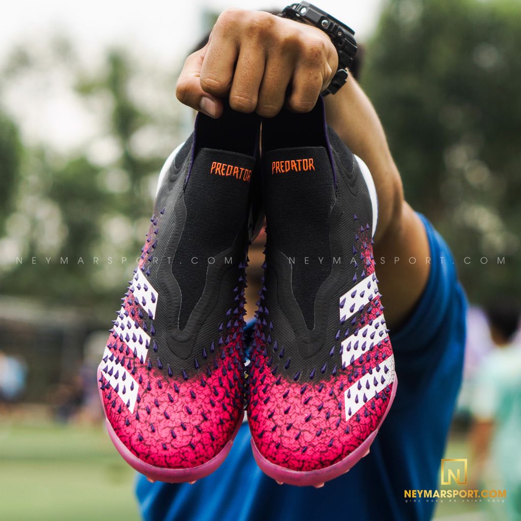 adidas Predator Freak + TF Superspectral - Core Black/Footwear White/Shock Pink