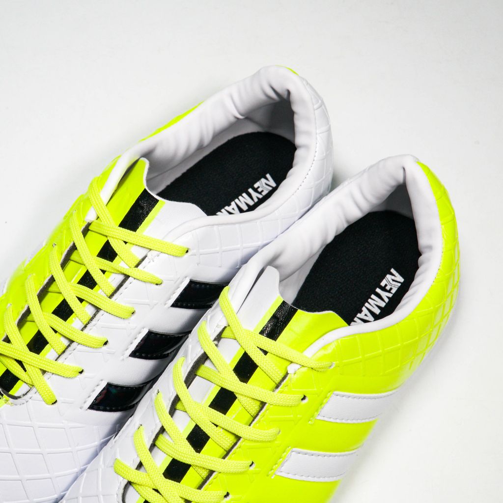 Giày đá bóng NMS XABI TF - White/Neon Green