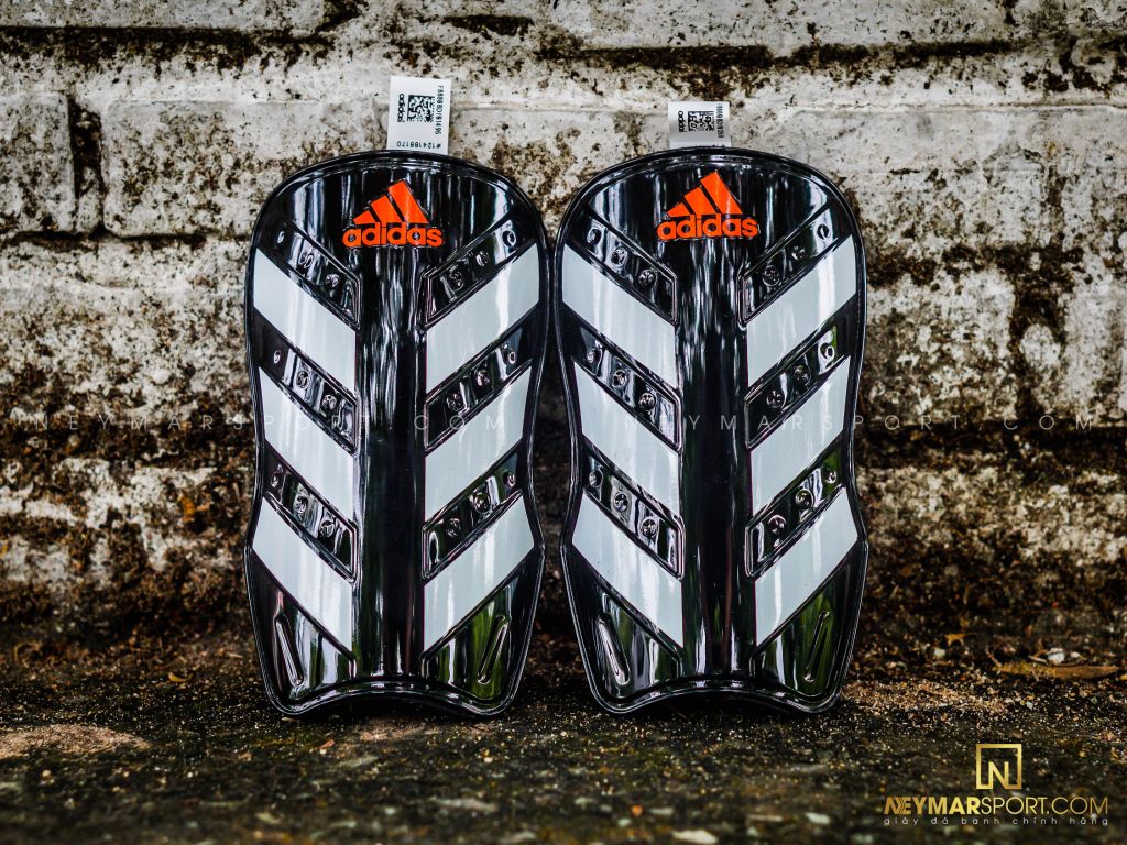 Everlesto Shin Guards Black / White / Solar Red