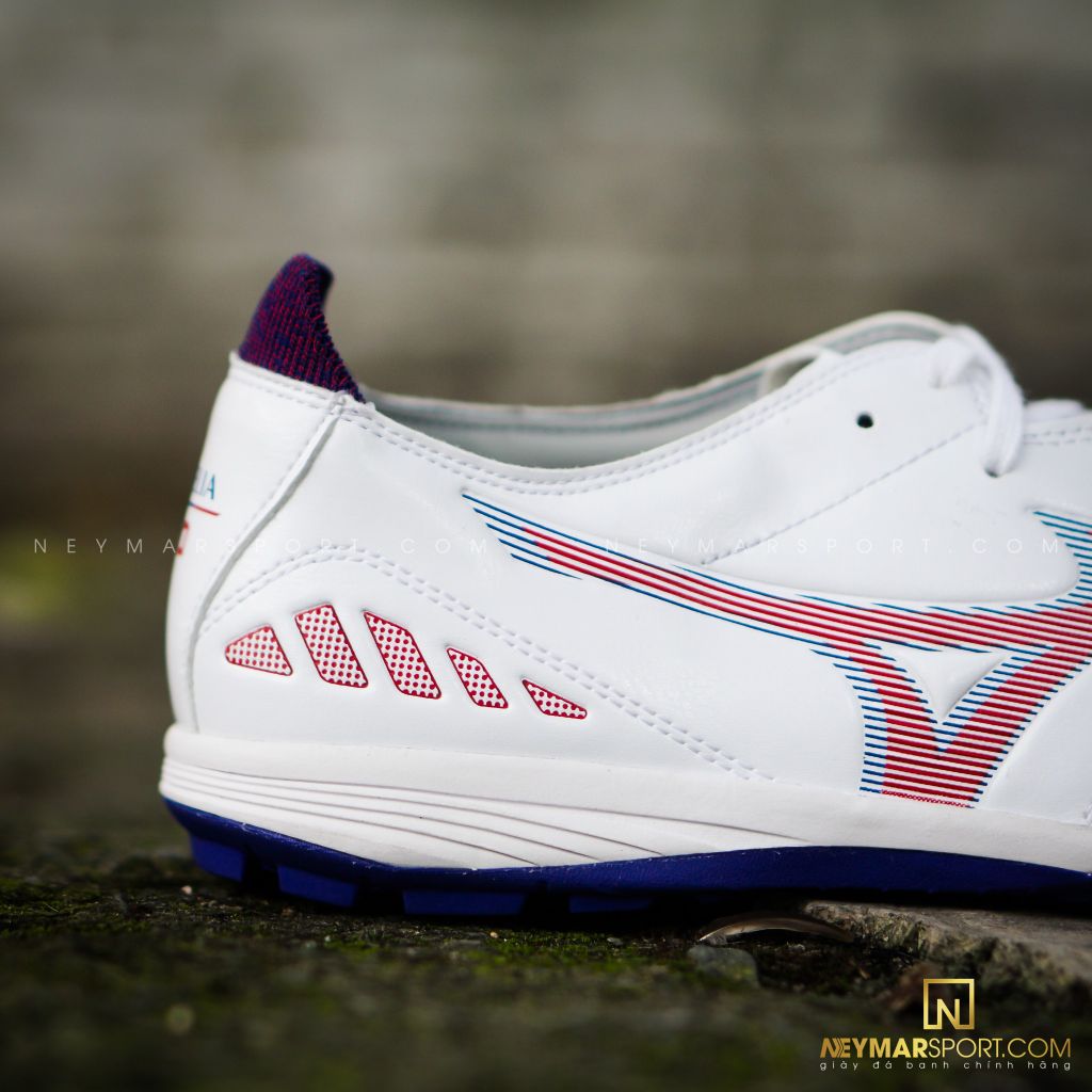 MIZUNO MORELIA NEO III PRO AS TF NEXT WAVE - WHITE-HIGH RISK RED