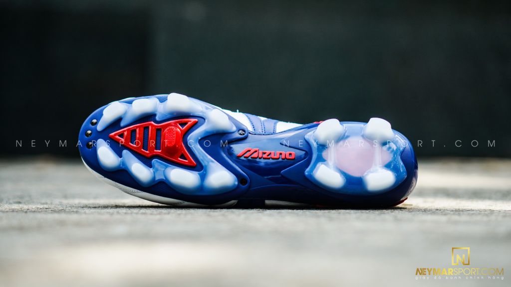 Mizuno Morelia Wave Made in Japan FG - White/Blue LIMITED EDITION PRE-ORDER