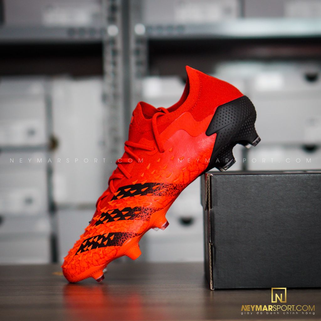 adidas Predator Freak .1 Low FG Meteorite - Red/Core Black/Solar Red