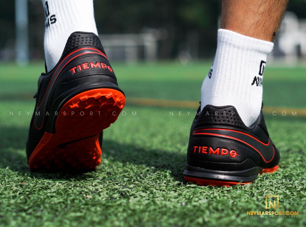 Nike Tiempo Legend 8 Academy TF Black X Chile Red - Black/Chile Red/Dark Smoke Grey