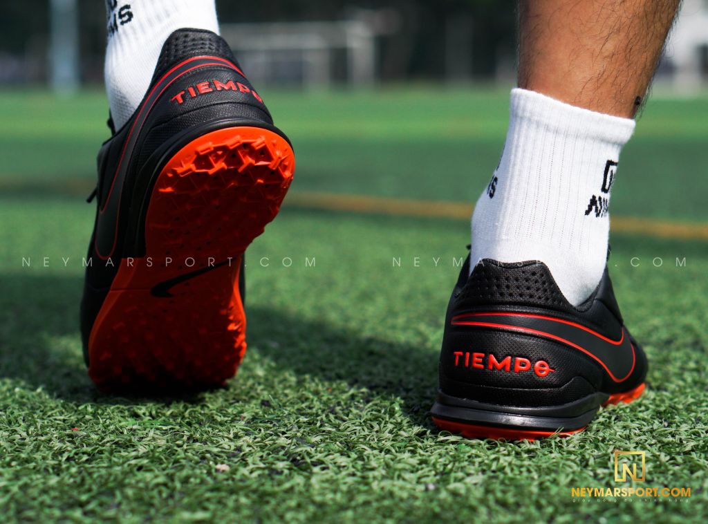 Nike Tiempo Legend 8 Academy TF Black X Chile Red - Black/Chile Red/Dark Smoke Grey