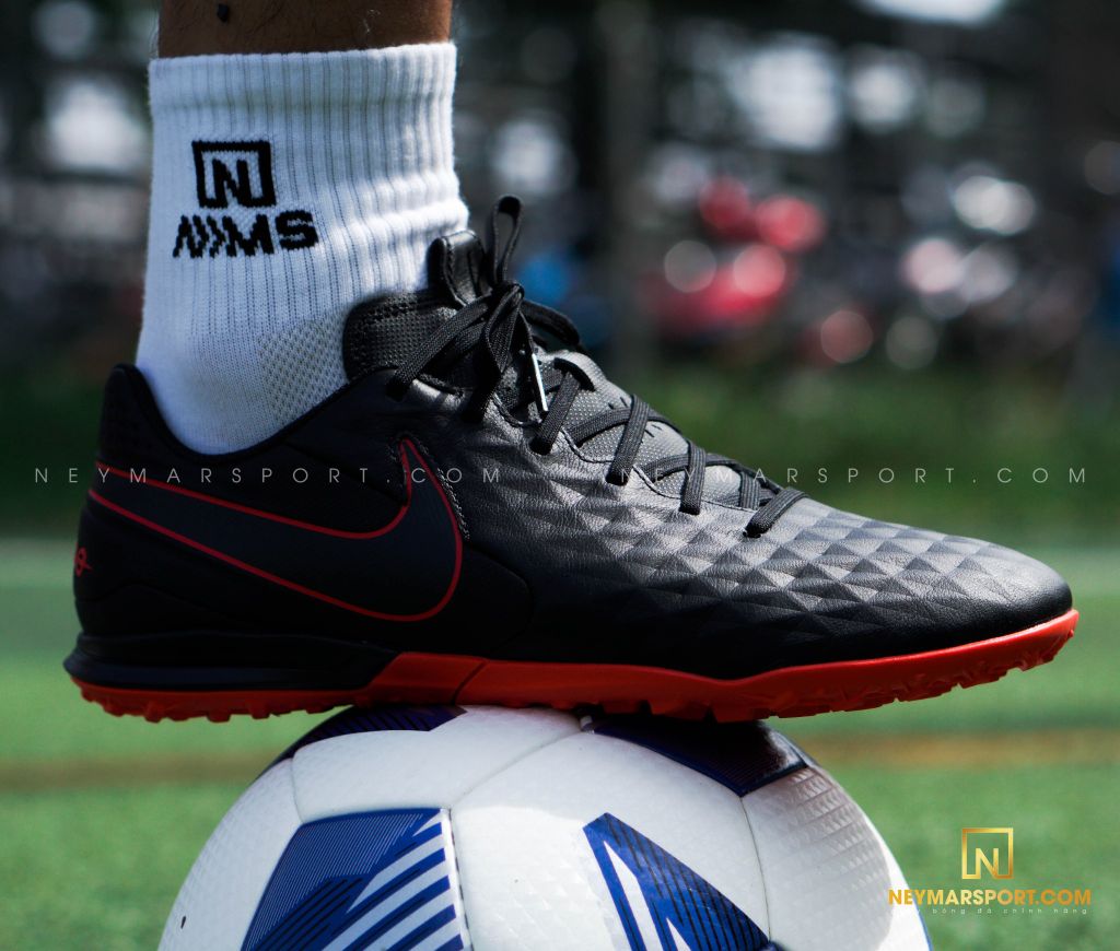 Nike Tiempo Legend 8 Academy TF Black X Chile Red - Black/Chile Red/Dark Smoke Grey