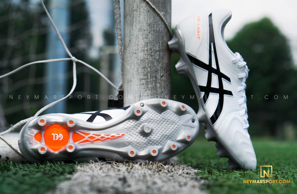 ASICS DS LIGHT WD FG - White/Black
