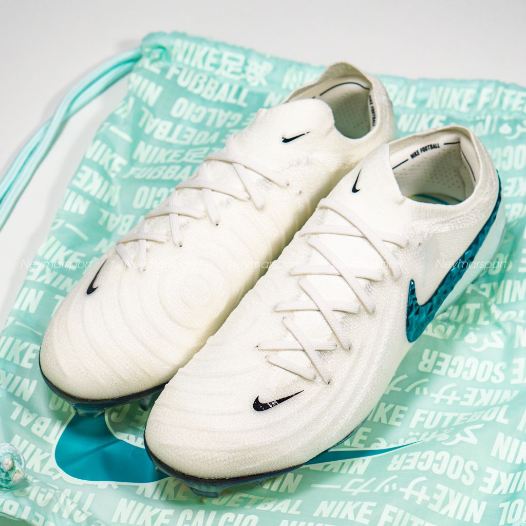 Giày đá bóng Nike Phantom GX II Elite FG LV8 Limited Edition - White/Multi Color HV4890-100