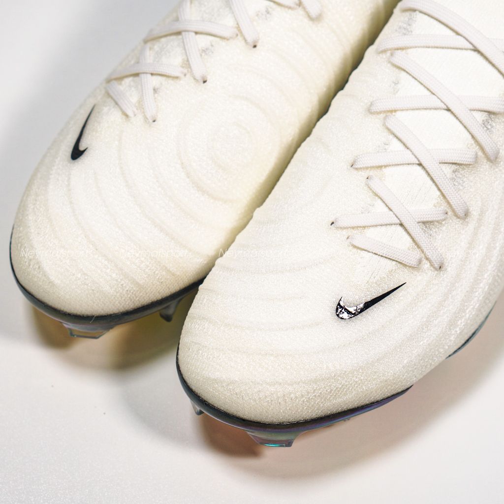 Giày đá bóng Nike Phantom GX II Elite FG LV8 Limited Edition - White/Multi Color HV4890-100