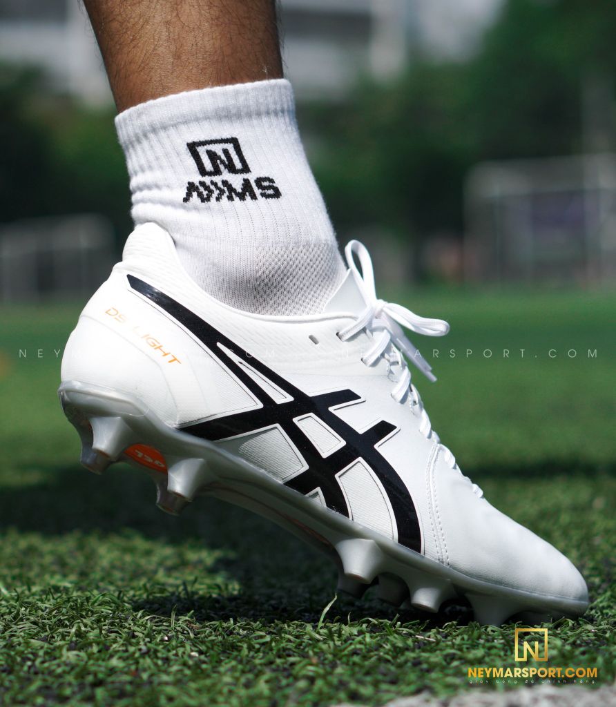 ASICS DS LIGHT WD FG - White/Black