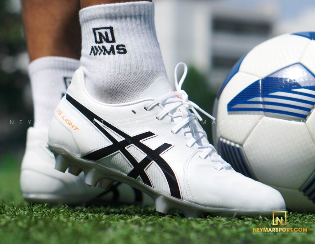 ASICS DS LIGHT WD FG - White/Black