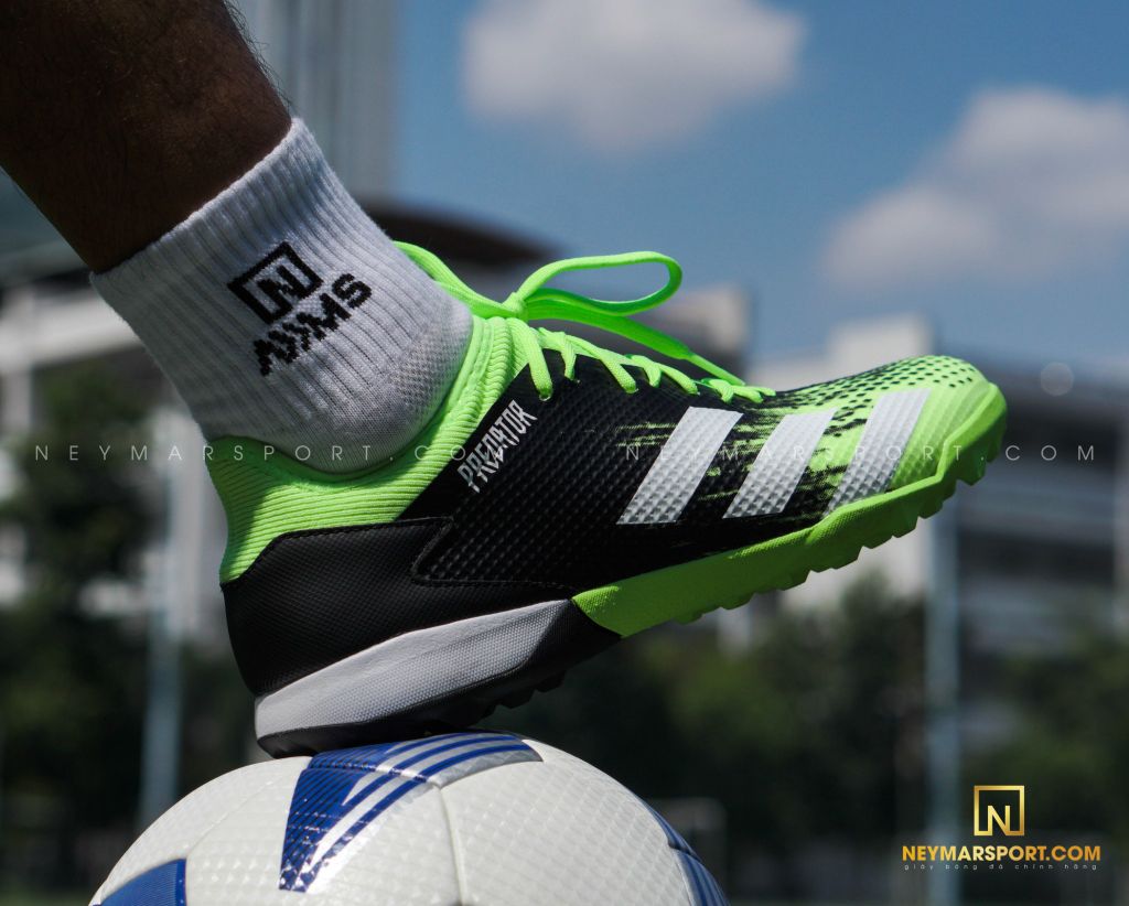 ADIDAS PREDATOR 20.3 LOW TF PRECISION TO BLUR - SIGNAL GREEN/FOOTWEAR WHITE/CORE BLACK