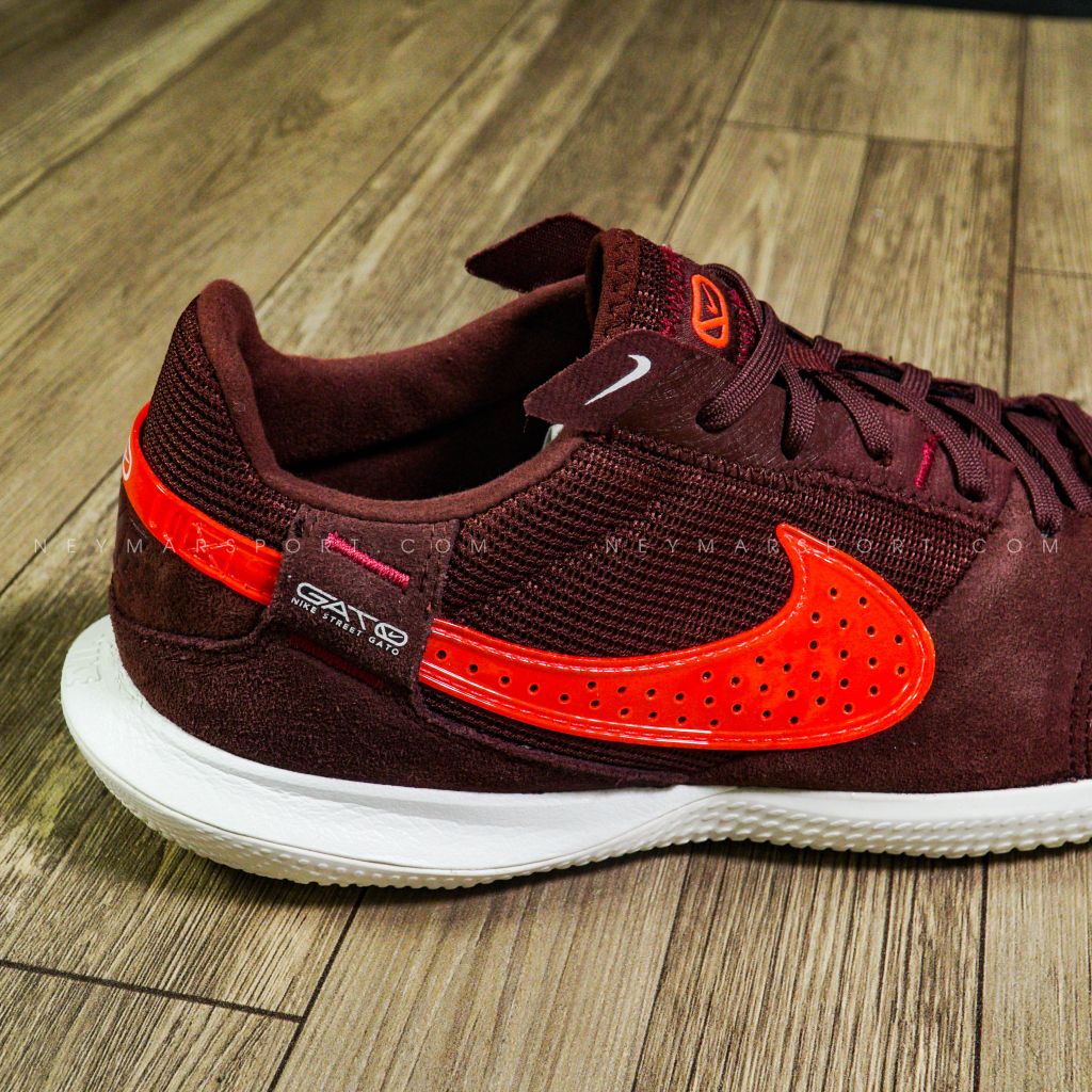 Nike Streetgato IC - Bronze Eclipse/Bright Crimson