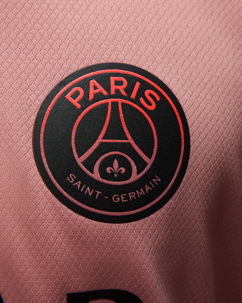 Áo bóng đá chính hãng Paris Saint Germain Thứ 3 2024/25 FQ2024-686