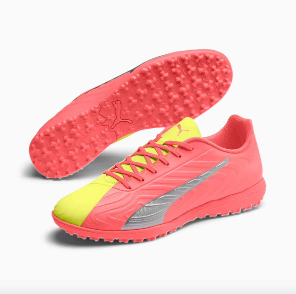 PUMA ONE 20.4 TF RISE - ENERGY PEACH/FIZZY YELLOW/PUMA AGED SILVER