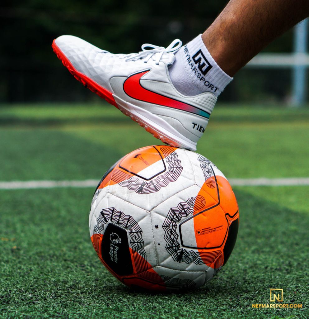 Nike Tiempo Legend 8 Academy TF Flash Crimson - White/Flash Crimson