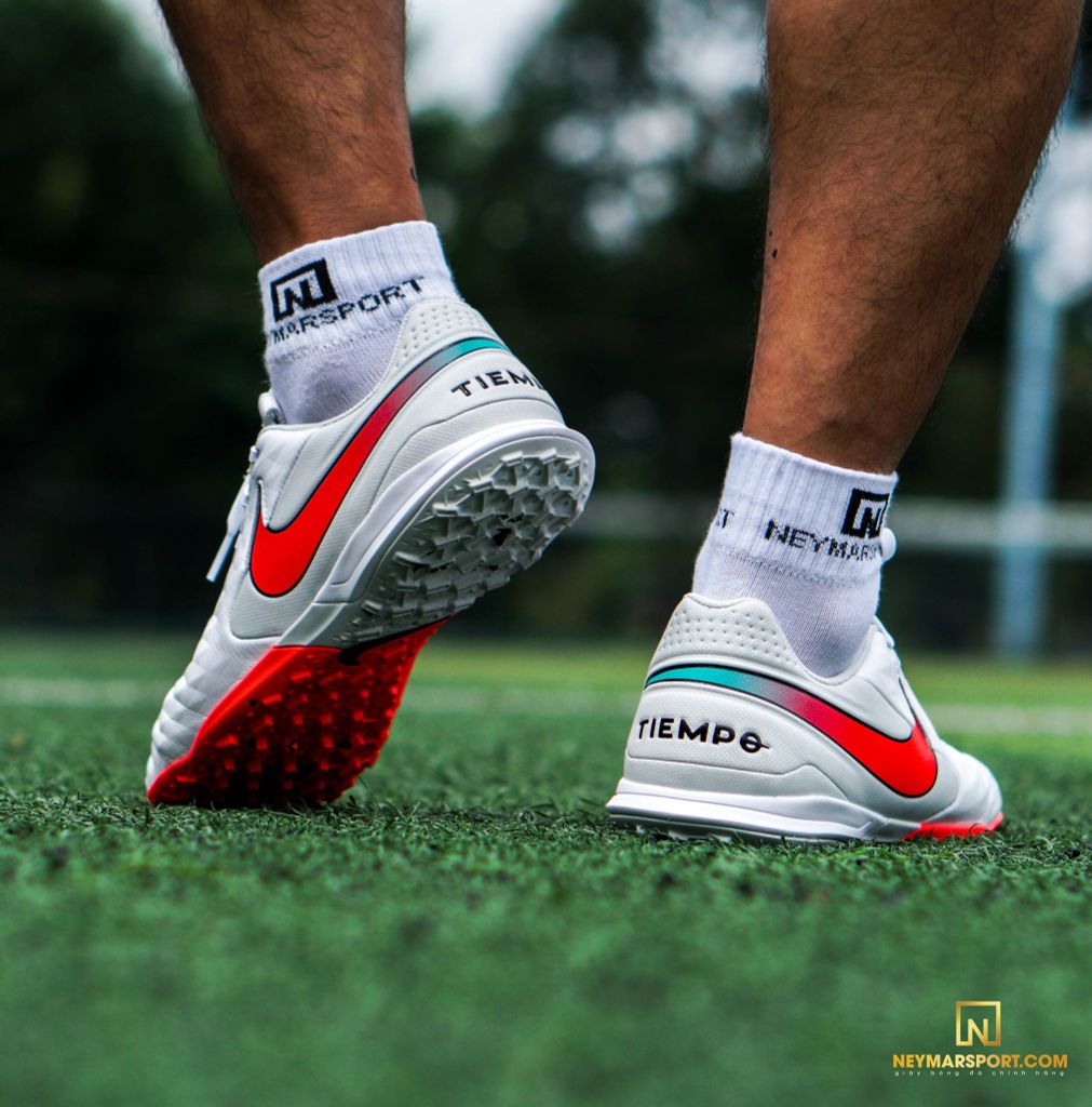 Nike Tiempo Legend 8 Academy TF Flash Crimson - White/Flash Crimson
