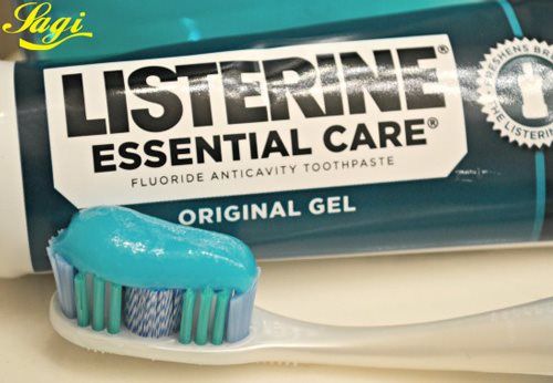 kem đánh trắng rang listerine