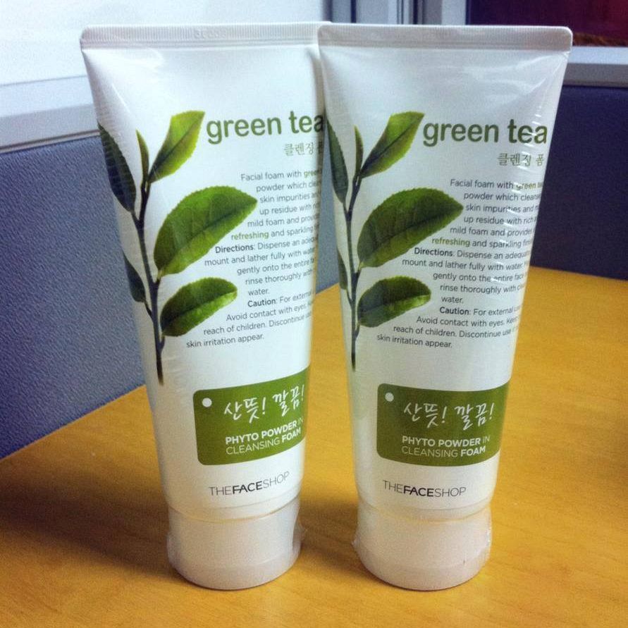 Sữa rửa mặt The Face Shop Green Tea TH35