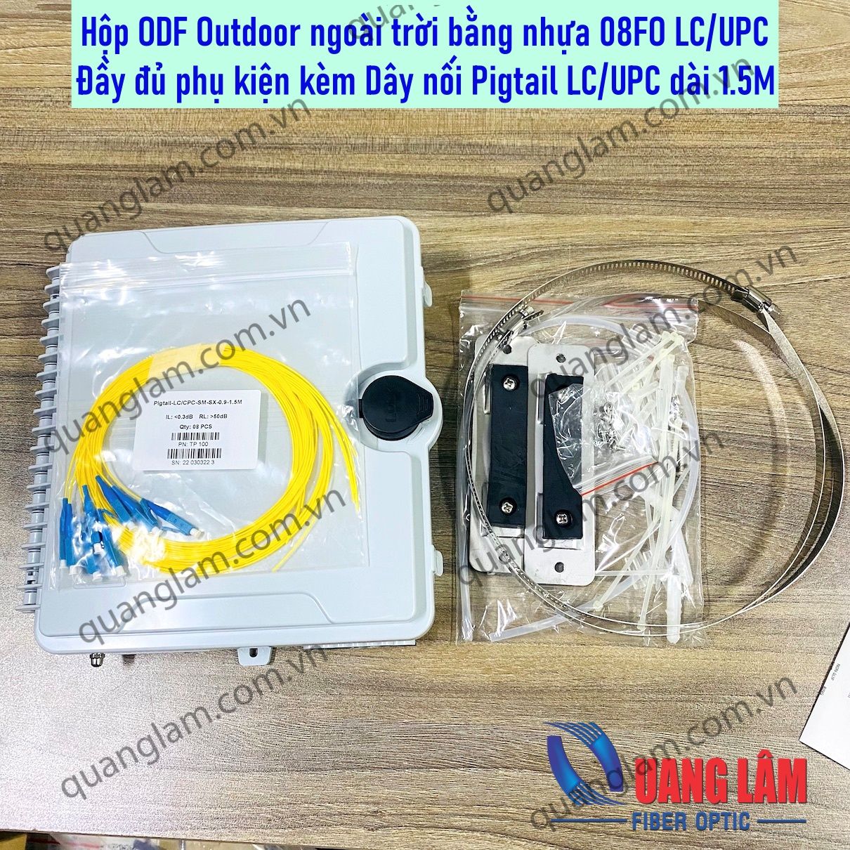 Hộp ODF Outdoor ngoài trời phối quang bằng nhựa 08FO LC/UPC - Đầy đủ phụ kiện bao gồm dây hàn nối Pigtail LC/UPC