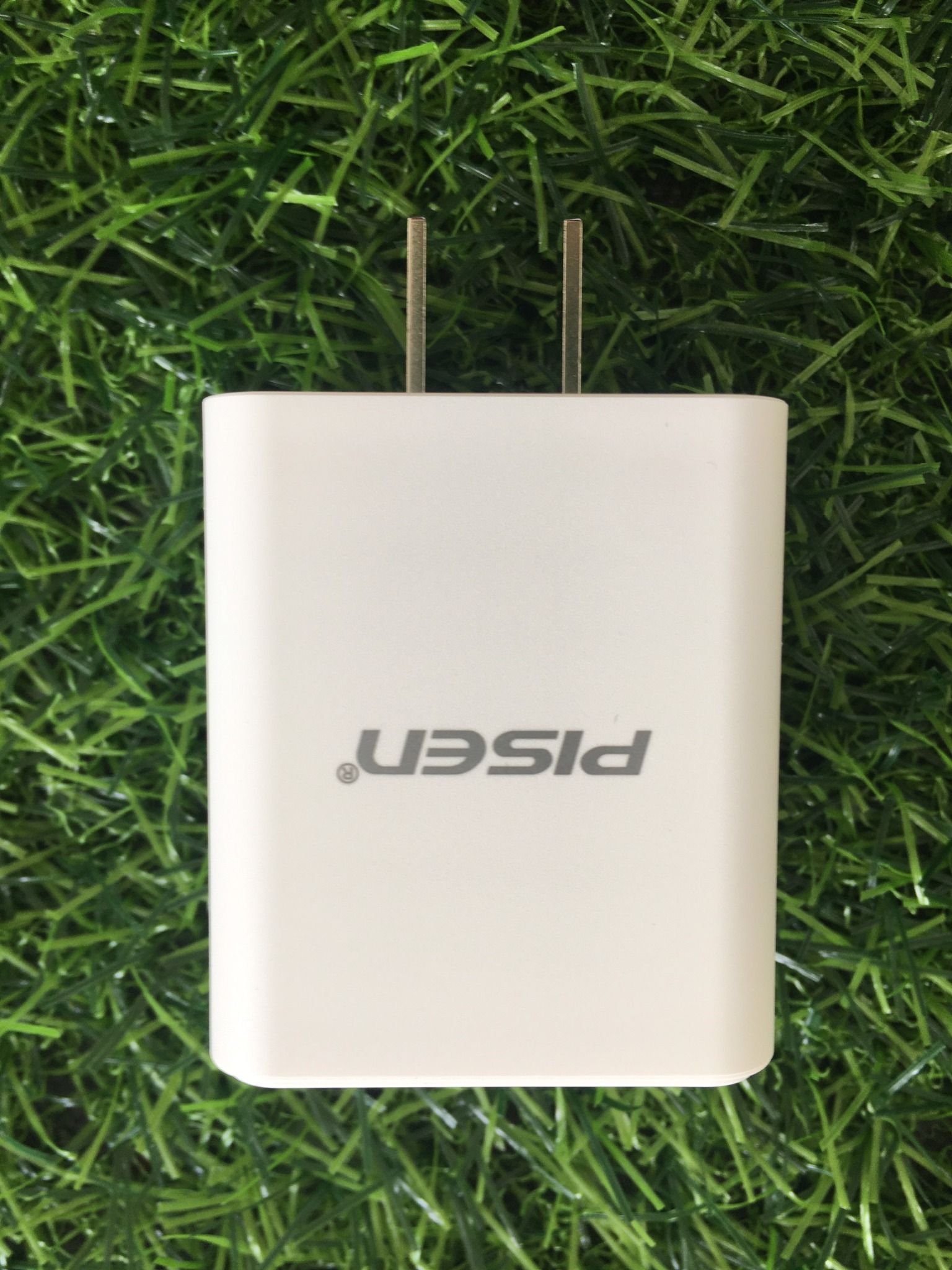 Cốc sạc nhanh 18W 3 cổng (2 USB - 1 PD) Pisen chính hãng