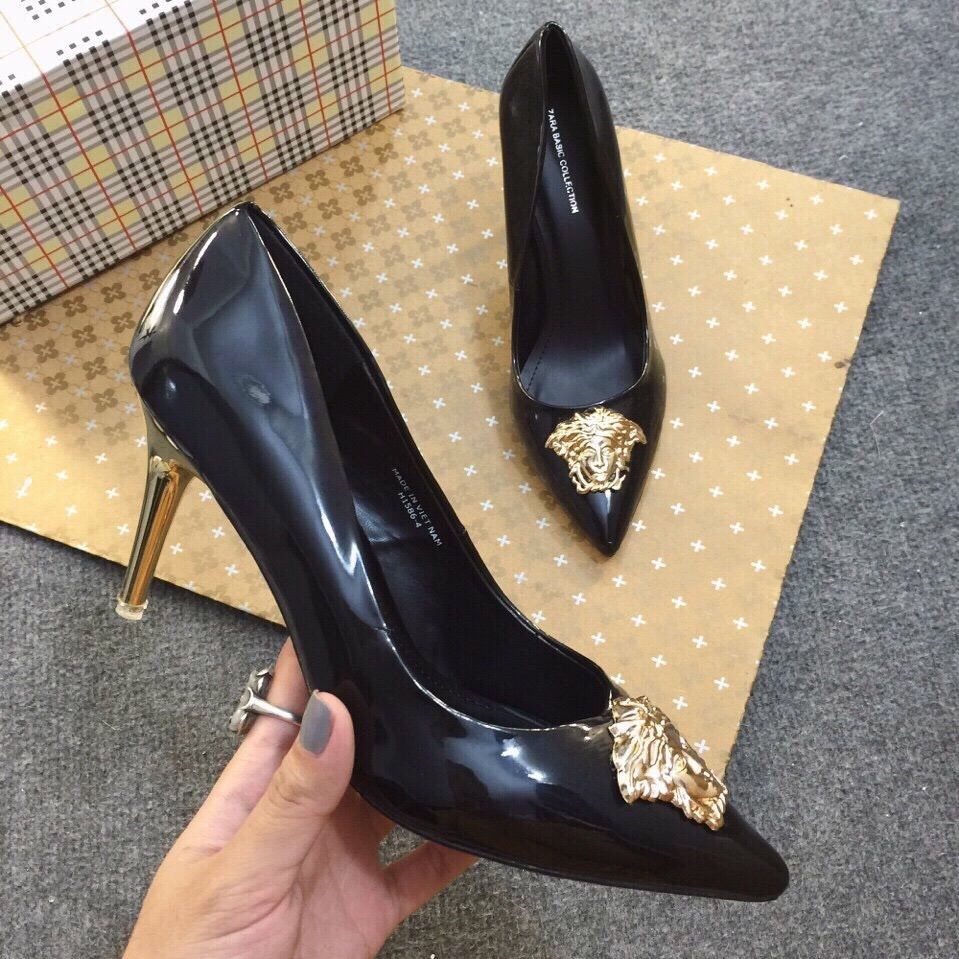 Giày cao gót nữ Versace màu đen đẹp