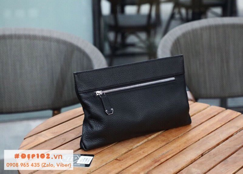 Ví cầm tay QP chảnh sang tại shop ĐẸP 102