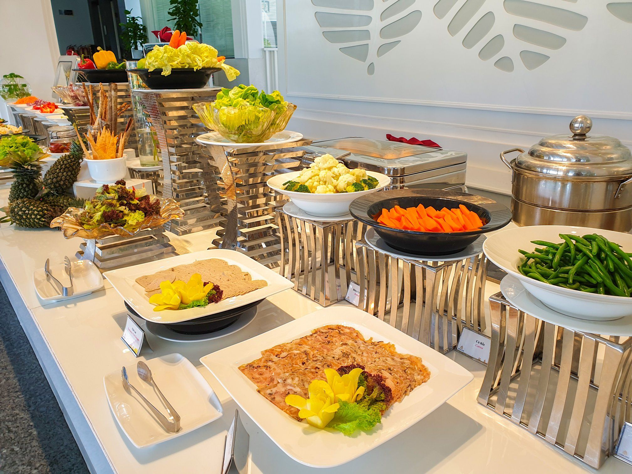 BUFFET TRƯA CHỦ NHẬT HÀNG TUẦN