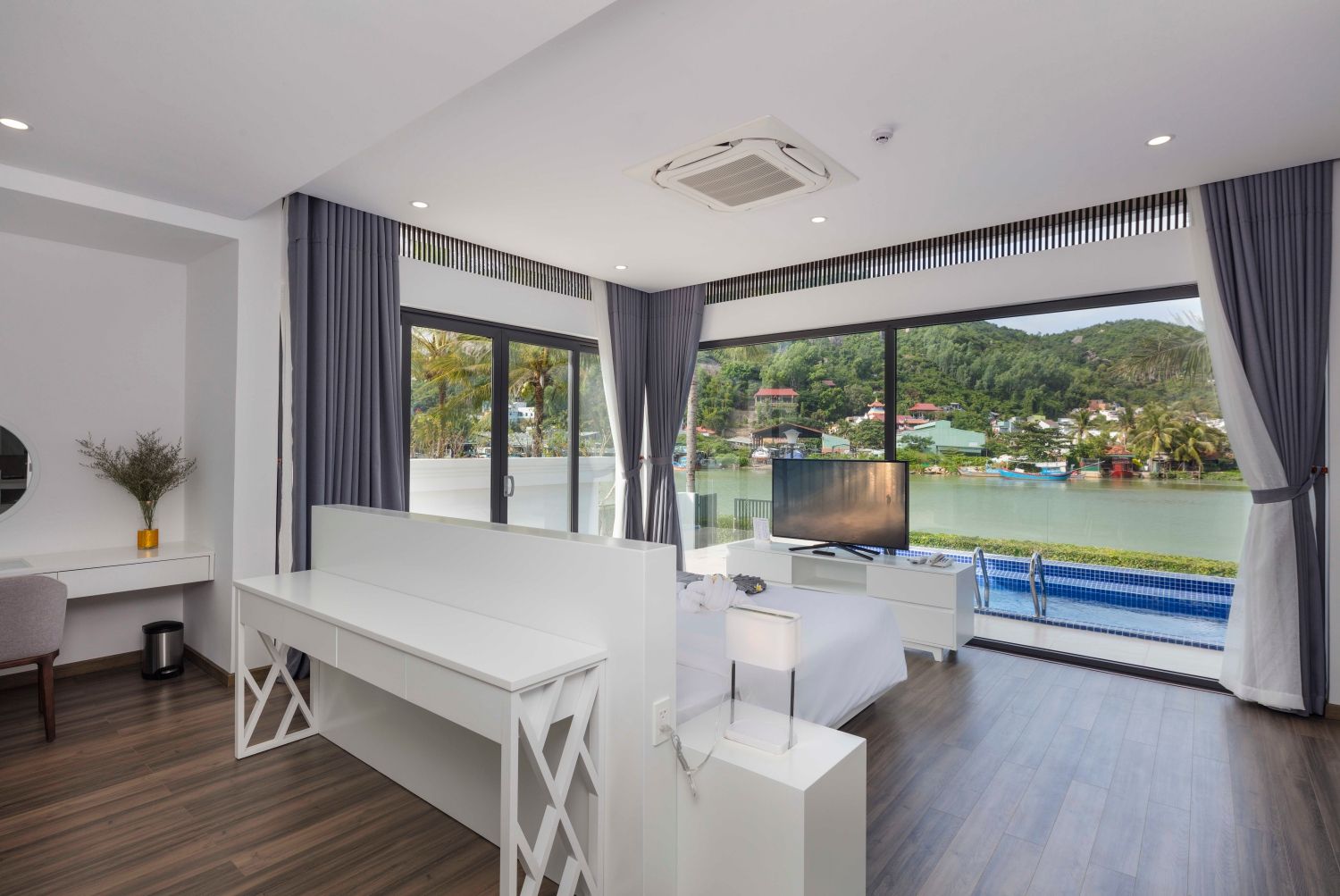 THANK YOU SALE - CHAM OASIS VILLA RATE