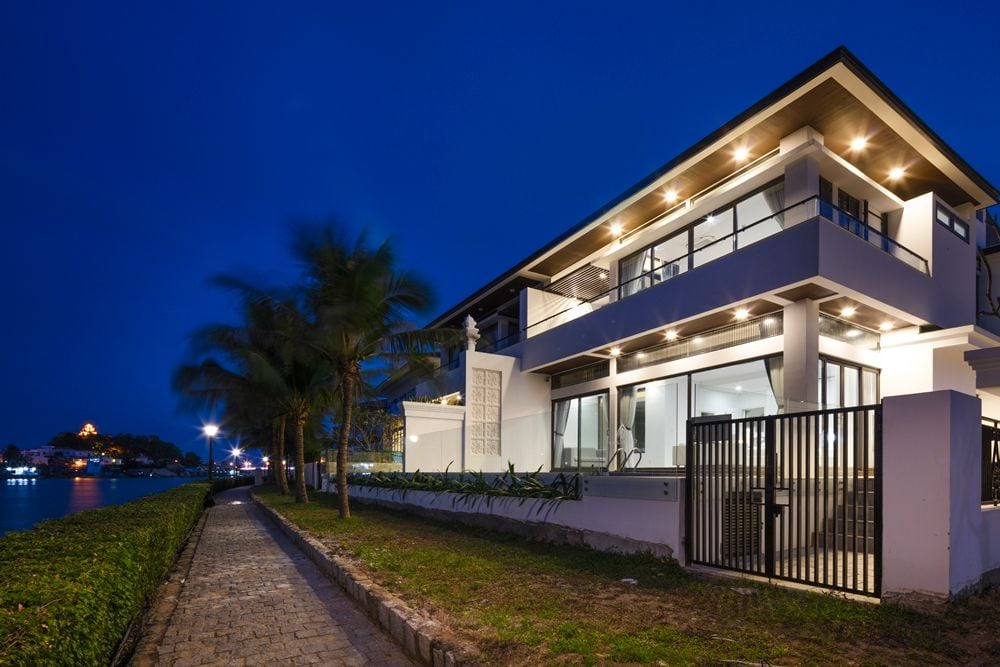 PRESIDENTIAL VILLA