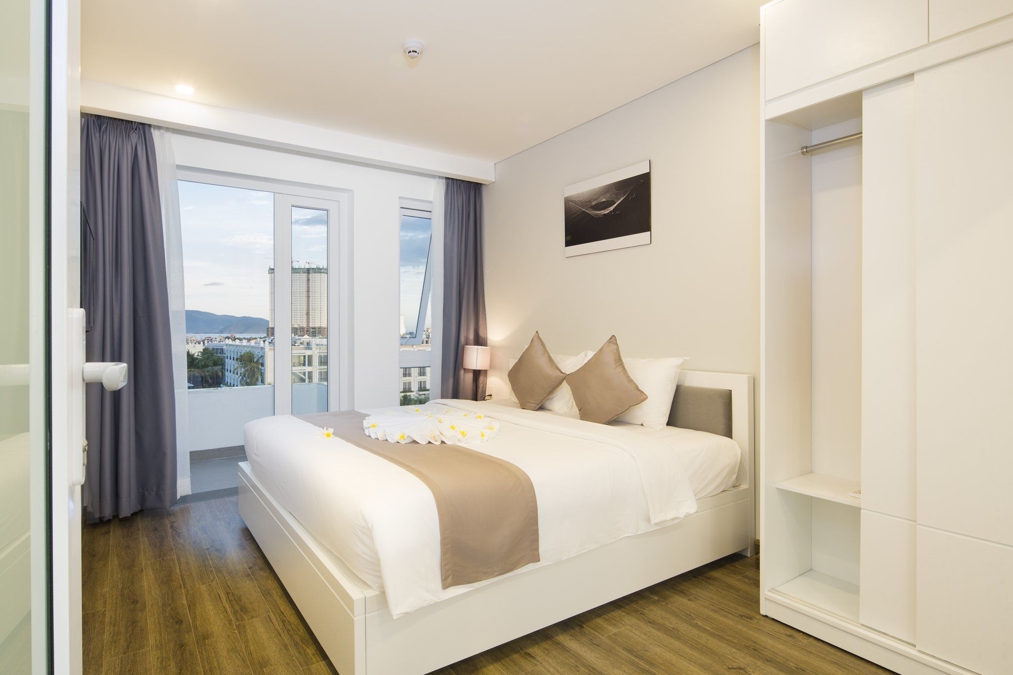 UMA CENTRAL SUITE