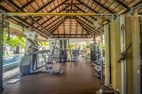  OASIS FITNESS CENTER 