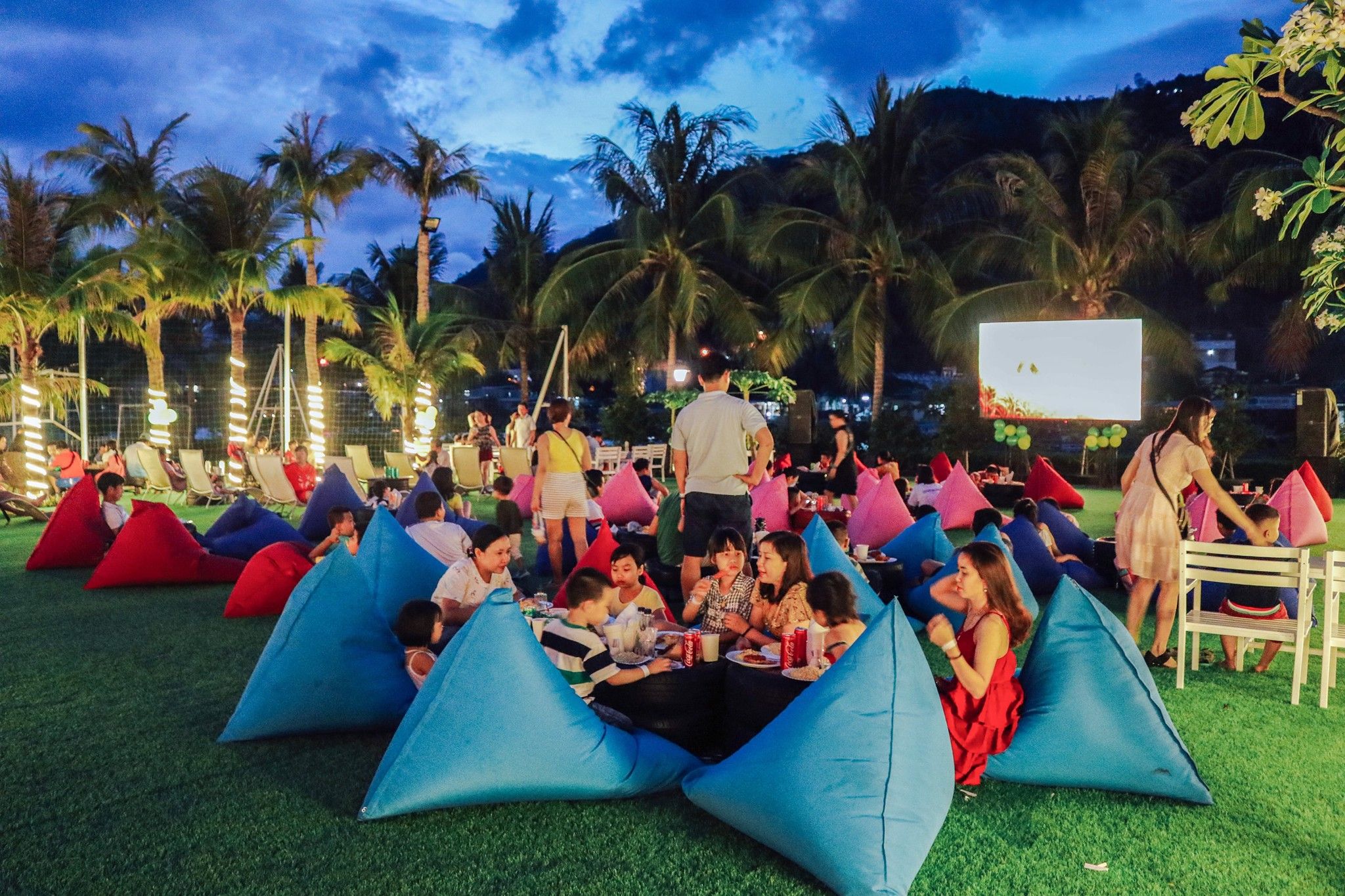 ƯU ĐÃI LƯU TRÚ CHỈ 1350k TẠI RESORT 5* DÀNH CHO GIA ĐÌNH BẠN