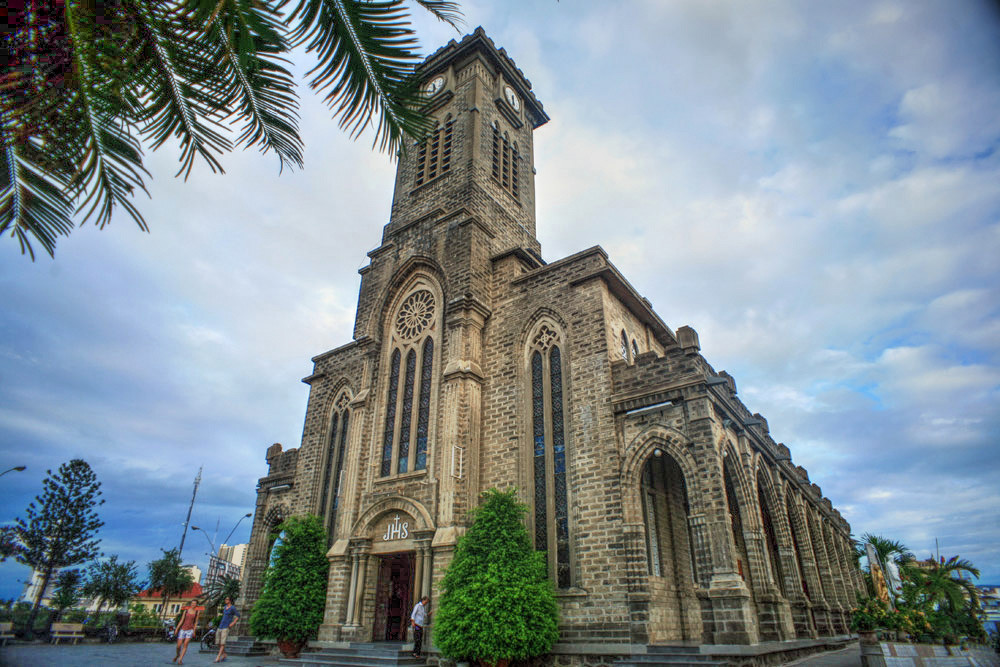 THE MOUNTAIN CHURCH NHA TRANG