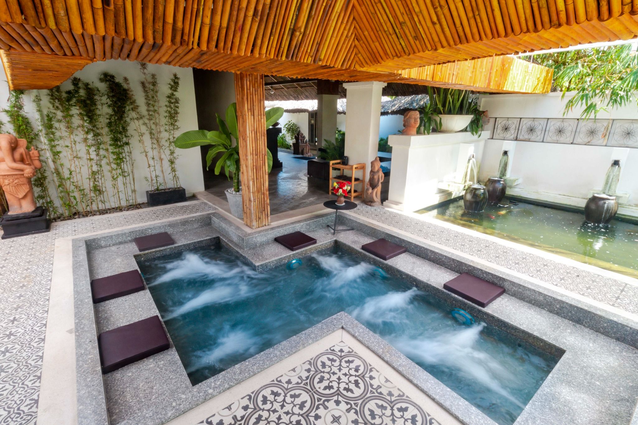 CHAMPA SPA