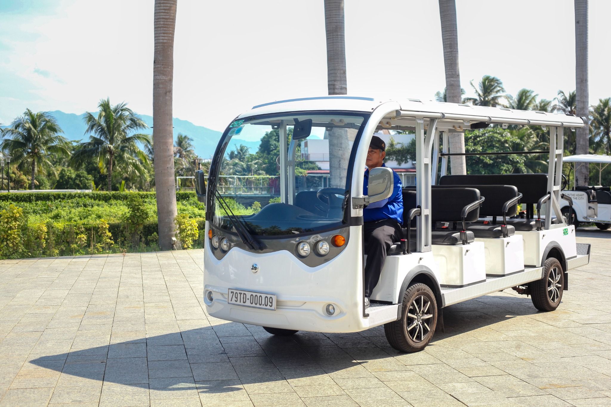 SHUTTLE BUS SCHEDULE