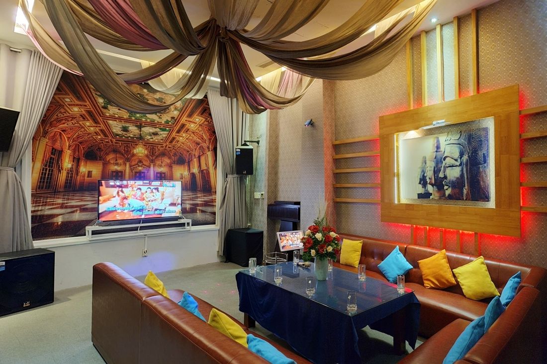KARAOKE CHAMPA