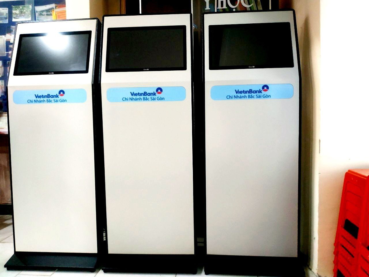 Kiosk Lấy Số Thứ Tự Ngân Hàng