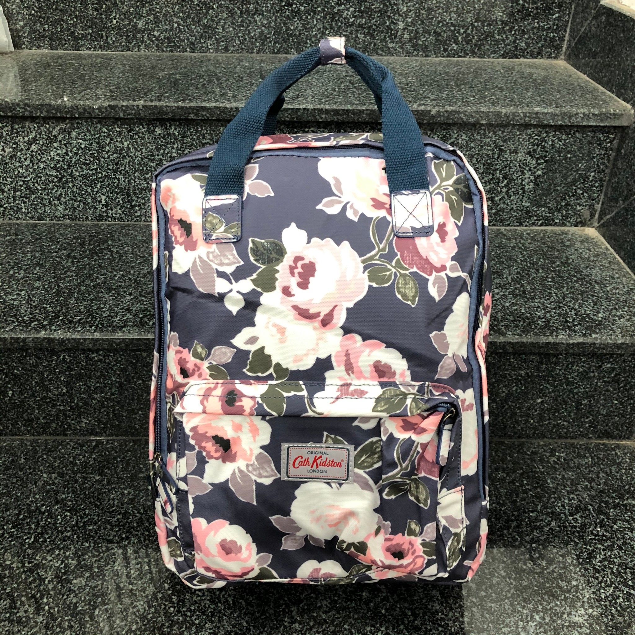 Balo size lớn họa tiết bông Cath Kidston 000416