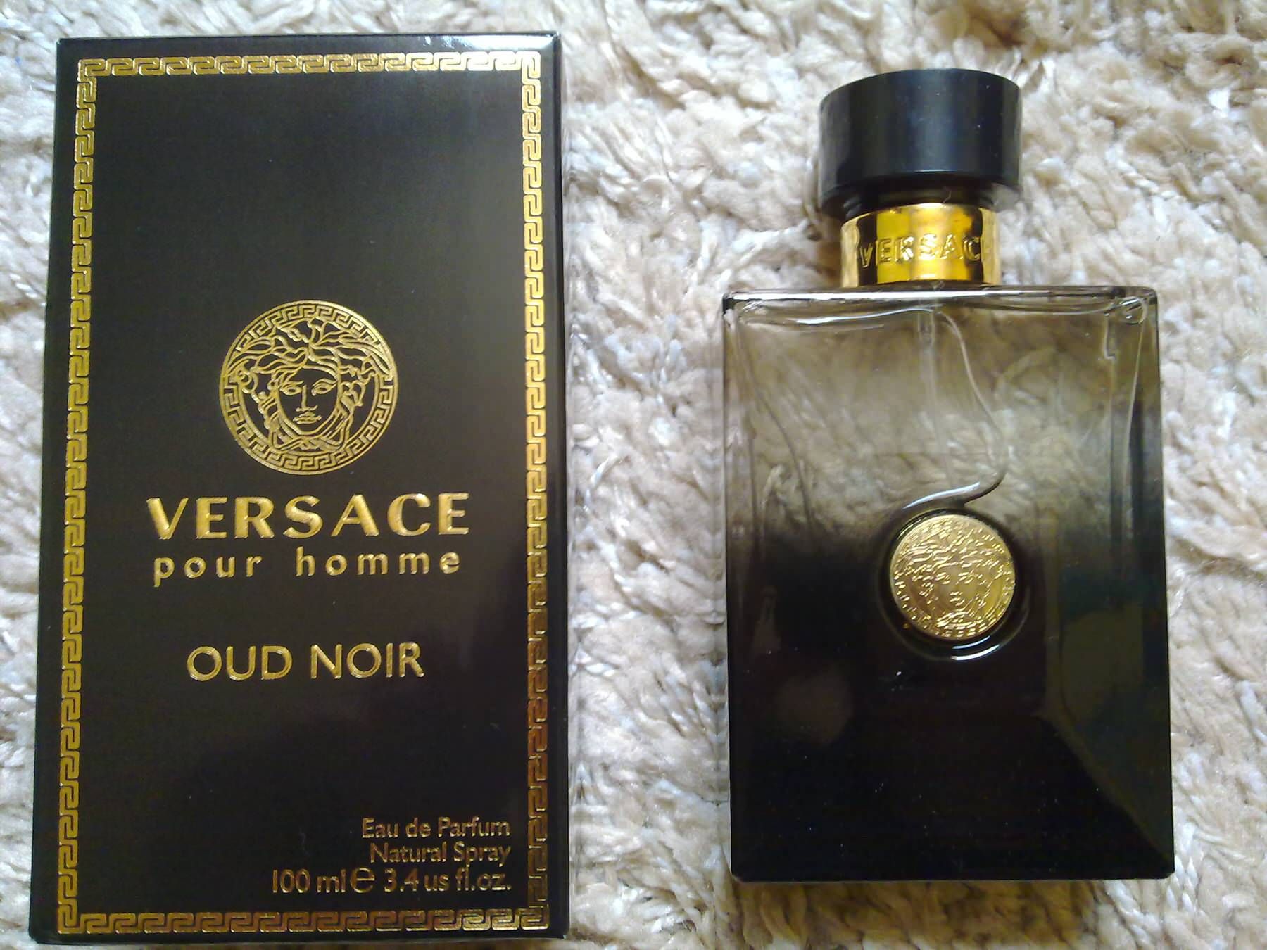 Nước hoa nam Versace Pour Homme Oud Noir của hãng VERSACE - 100ml