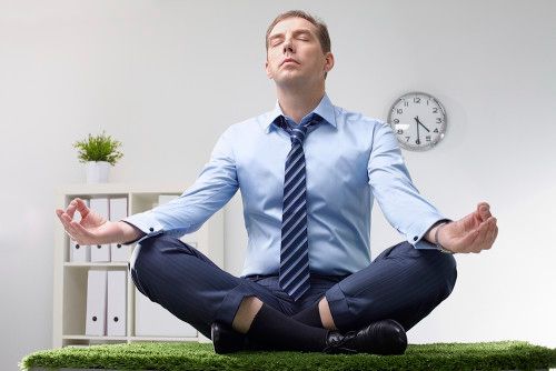 Huấn luyện viên Yoga dành cho doanh nghiệp