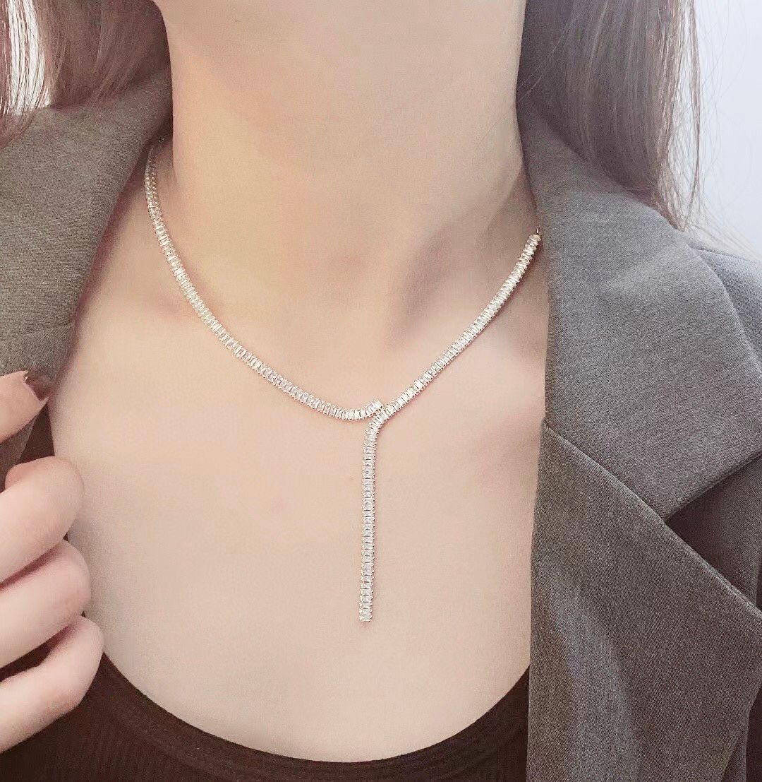 Dây Chuyền Ngắn - Choker Pha Lê Vuông Tinh Tế (AR)