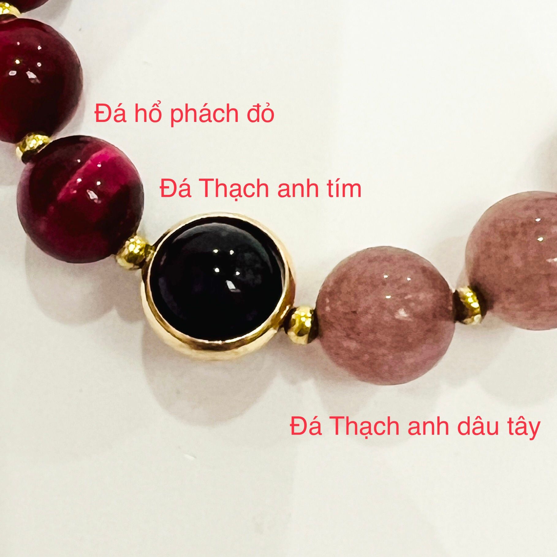 Vòng Tay Phong Thuỷ Cao Cấp - Con Hồ Ly Đá Hổ Phách, Thạch Anh Dâu Tây & Thạch Anh Tím Thiên Nhiên