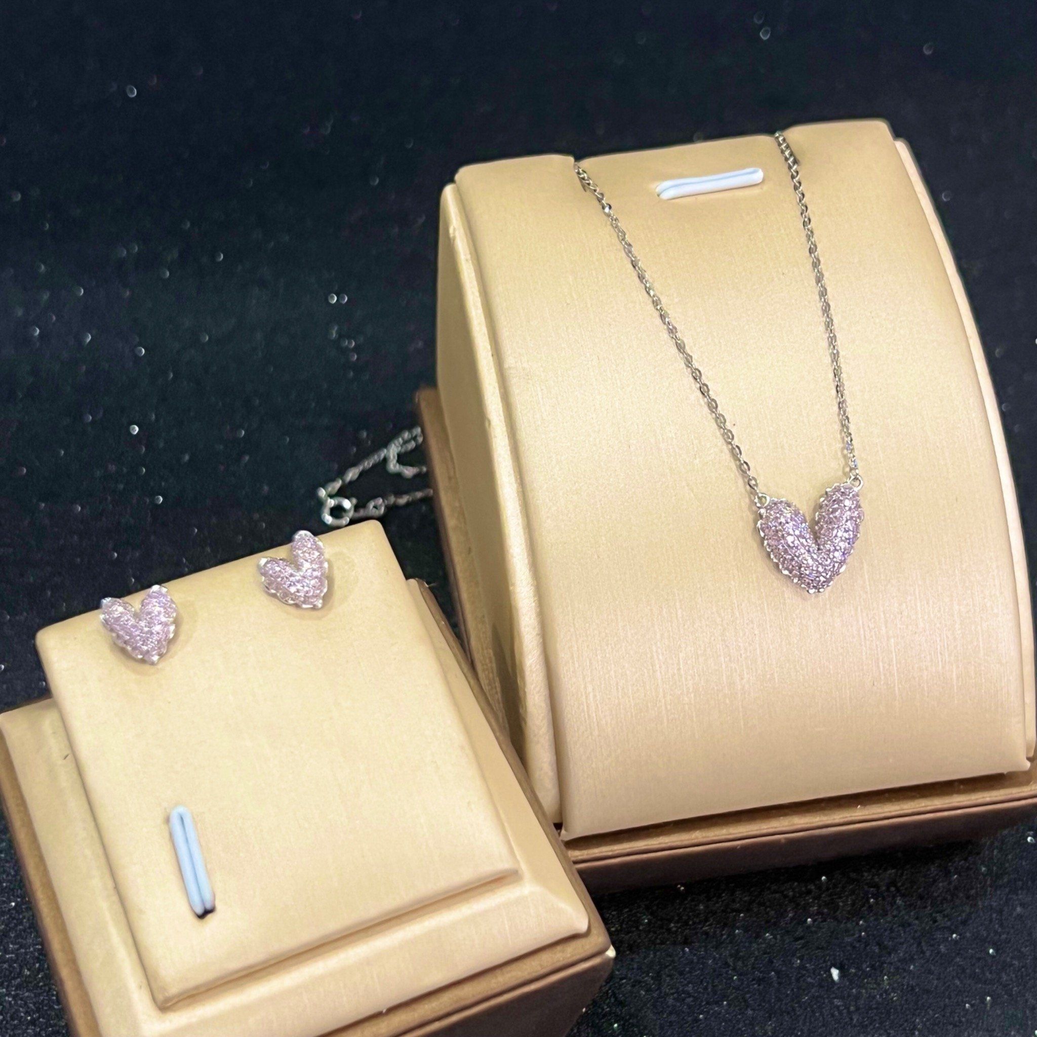 Bộ Trang Sức Bạc Cao Cấp - Dây Chuyền & Bông Tai Trái Tim Pha Lê Hồng (AF)