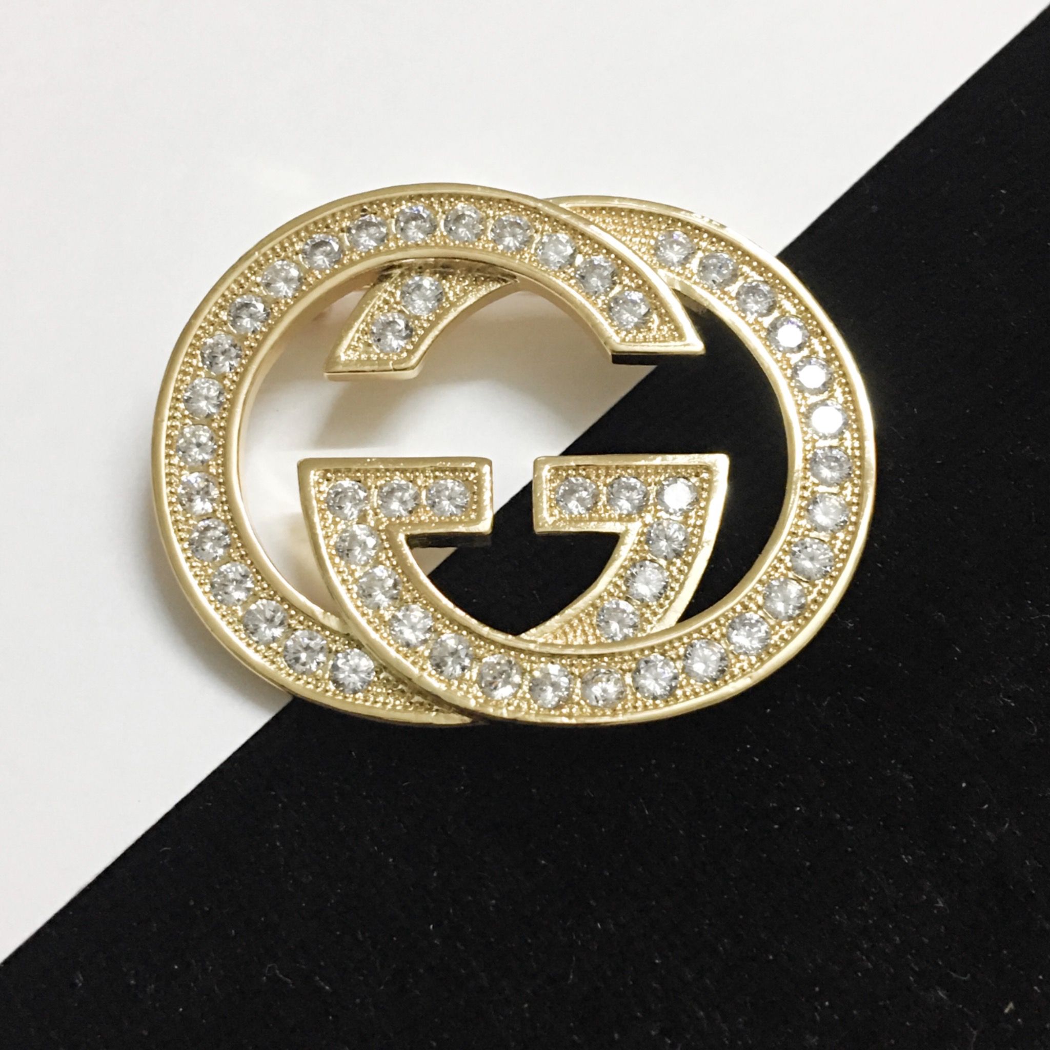 Cài Áo Nam, Nữ - Gucci Màu Vàng Pha Lê Trắng (AF)