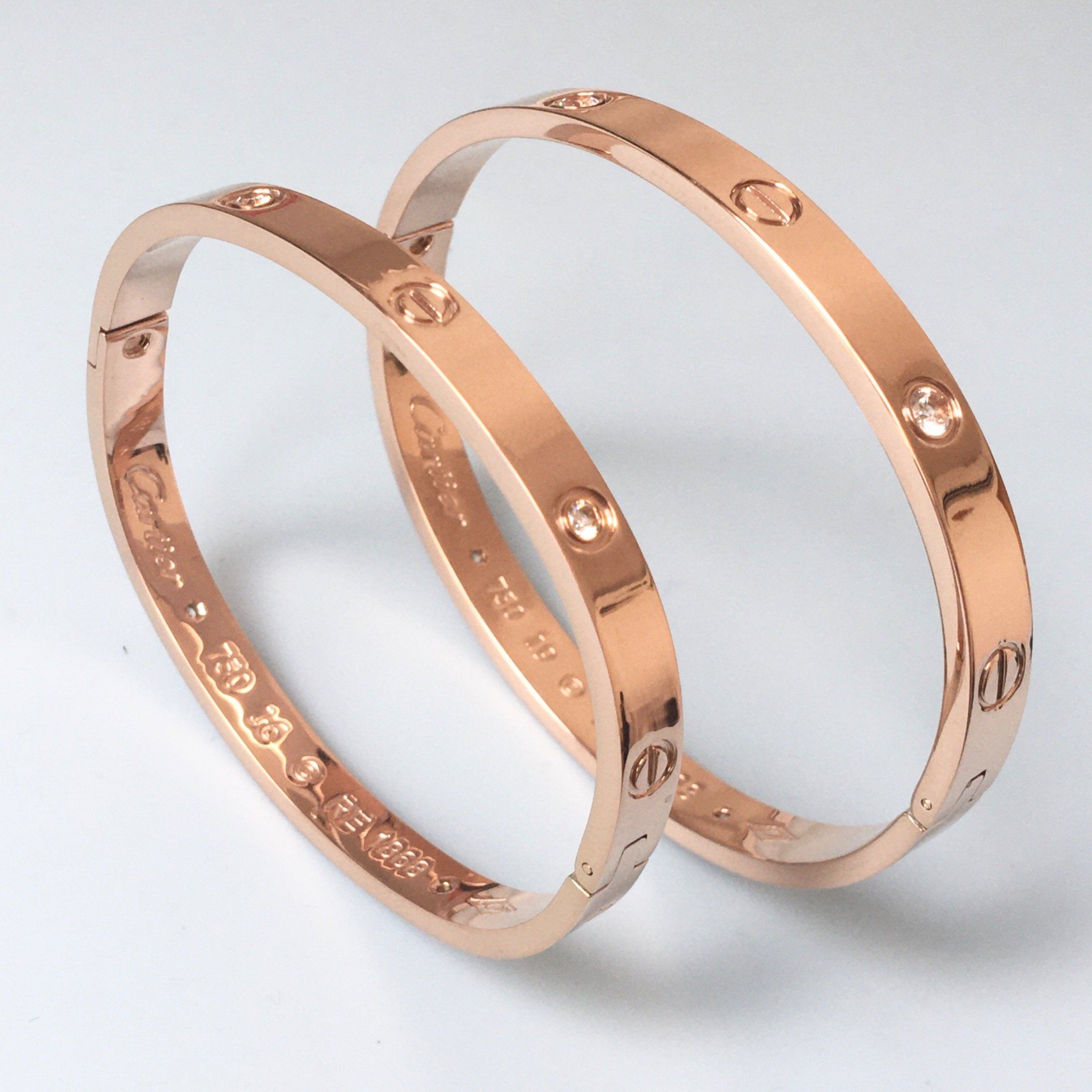 Vòng Tay Cặp Đôi Tình Yêu - Cartier Màu Vàng Hồng Titan Cao Cấp Pha Lê (AA)