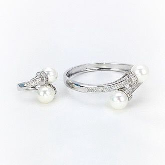 BỘ TRANG SỨC VÒNG TAY VÀ NHẪN PHA LÊ (AA)