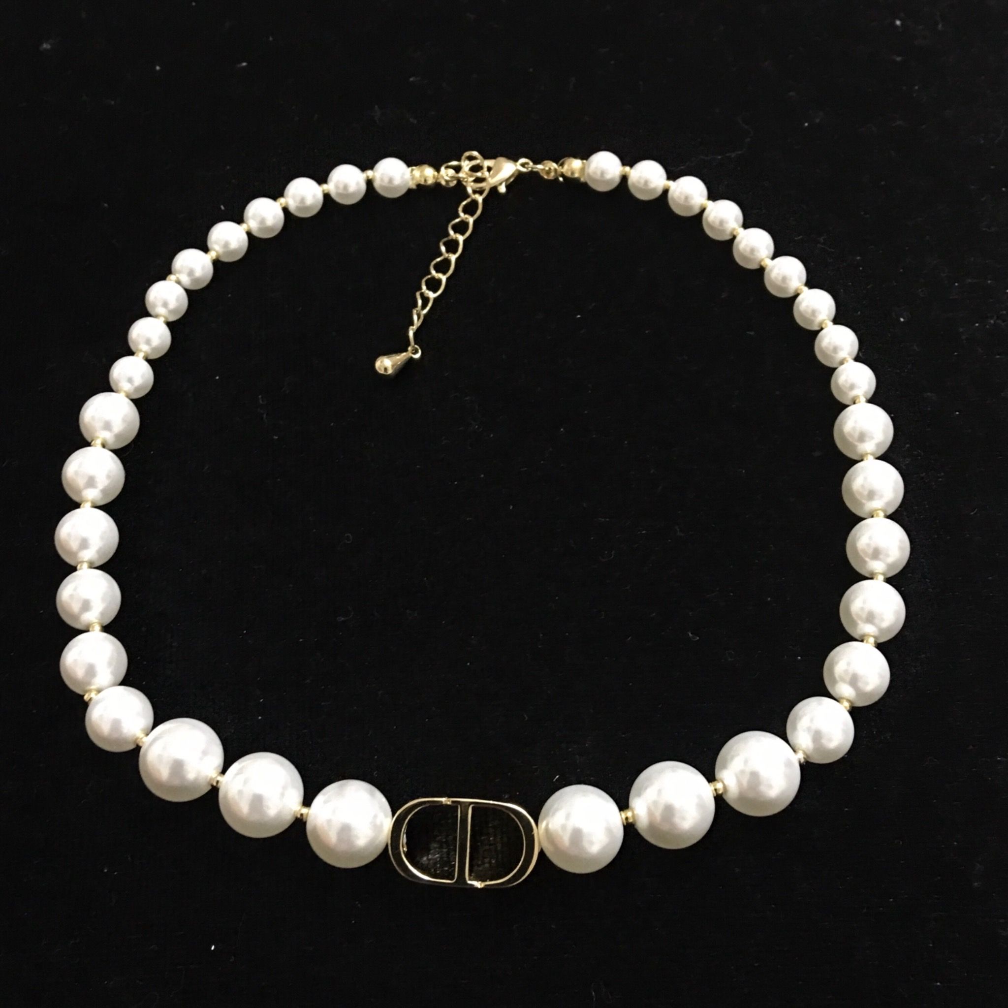 Bộ Trang Sức Dior Vàng - Vòng cổ Choker & Vòng Tay Ngọc Trai Quý Phái
